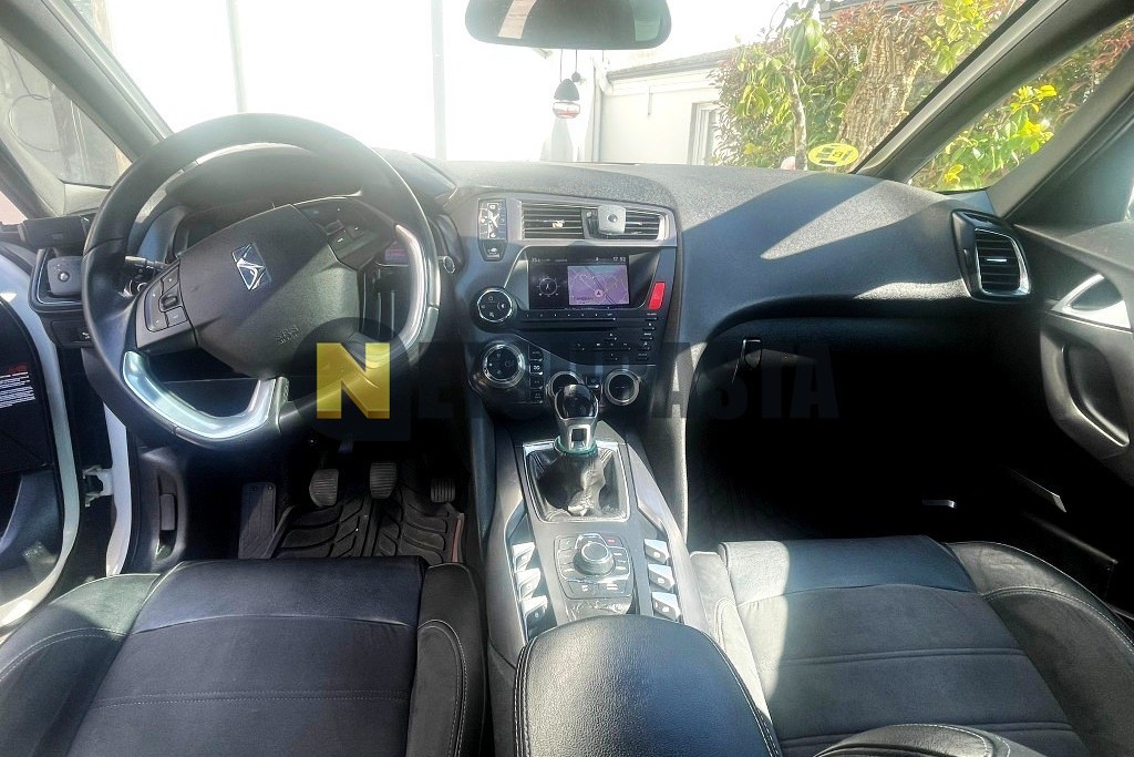 Citroën DS5 2.0 HDi 2012