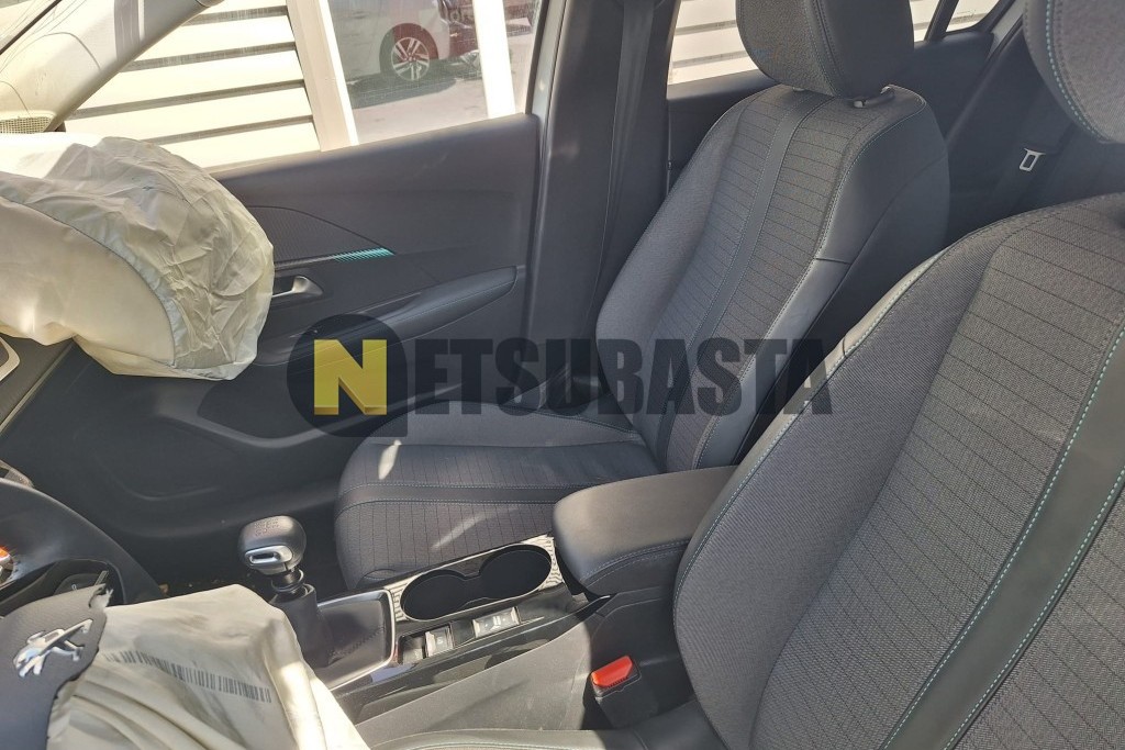 Peugeot 208 1.2 PureTech 2021