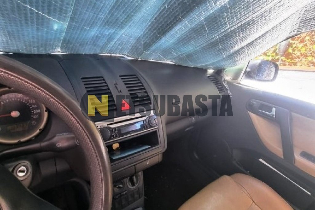 Volkswagen Polo 1.4 Aut. 2001