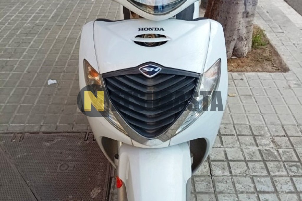 Honda Scoopy SH125i 2008
