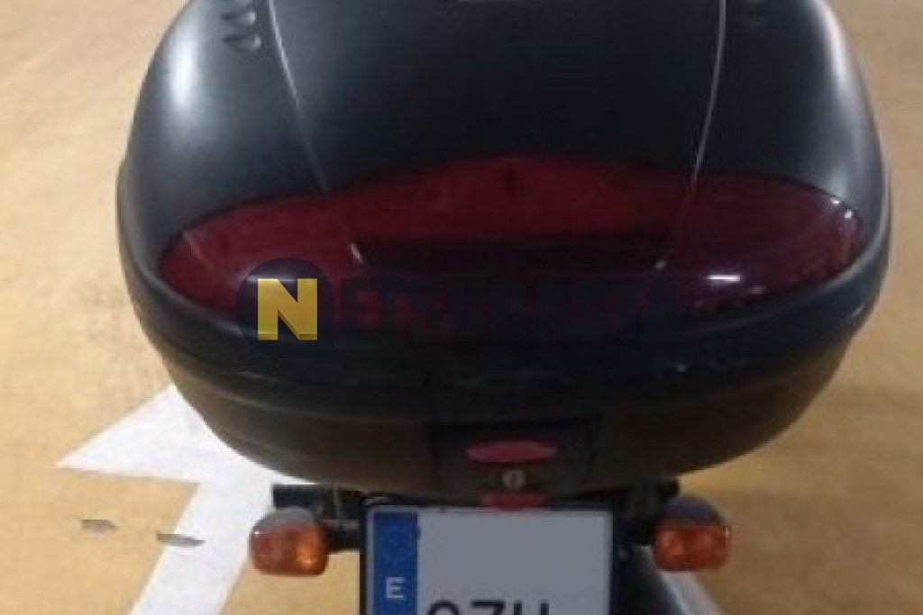 Suzuki GS 500 2004