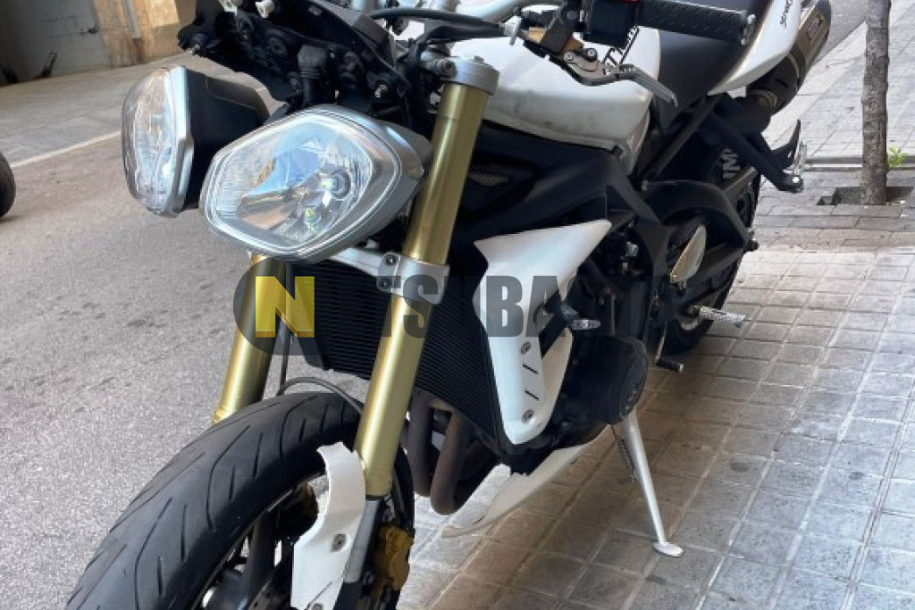 Triumph Street triple 675 2012