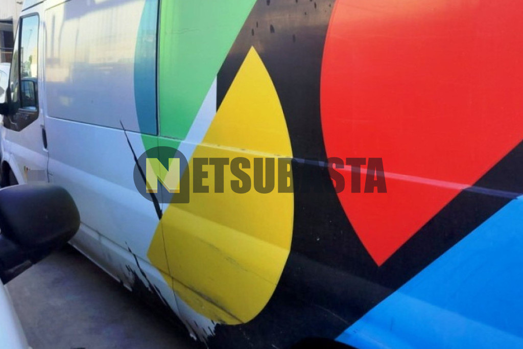 Ford Transit 2.4 TDCi 2011