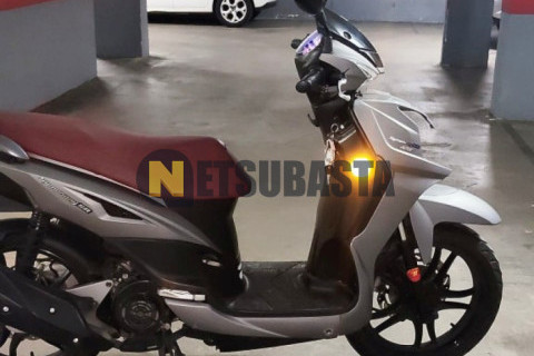 Suzuki BURGMAN 125 2016