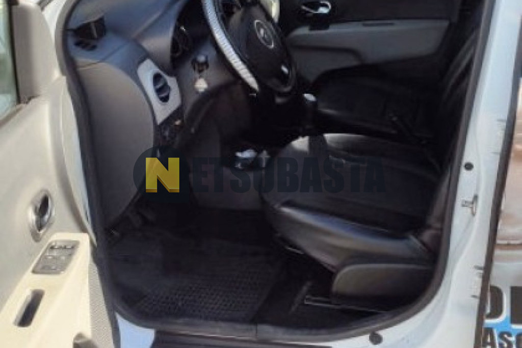 Dacia Lodgy 1.5 dCi 2013