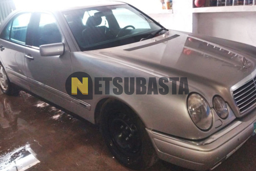 Mercedes-Benz E 300 TD Aut. 1998