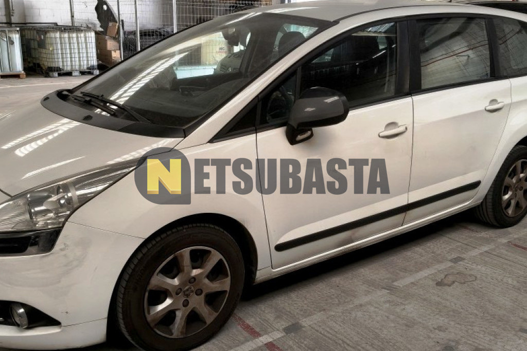 Peugeot 5008 1.6 HDi 2012