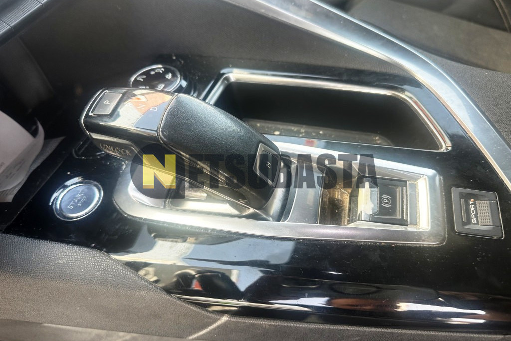 Peugeot 5008 1.6 THP EAT6 2017