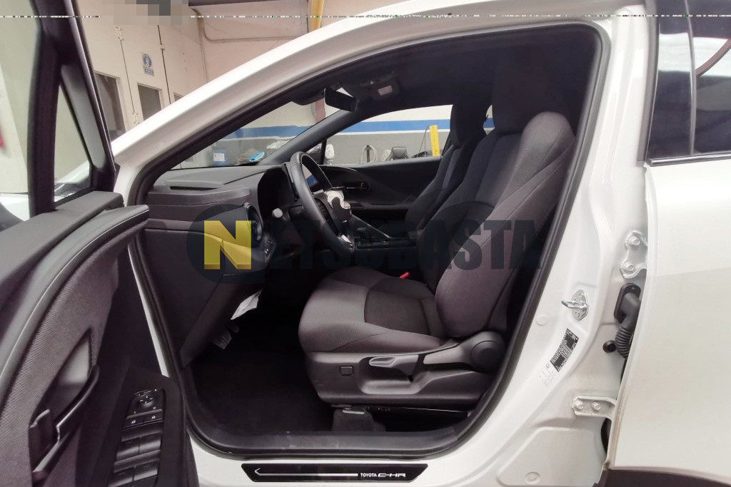 Toyota C-HR 200H 2024
