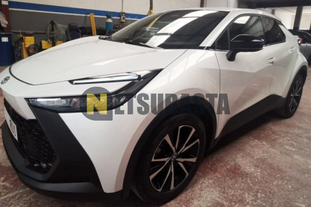 Toyota C-HR 200H 2024