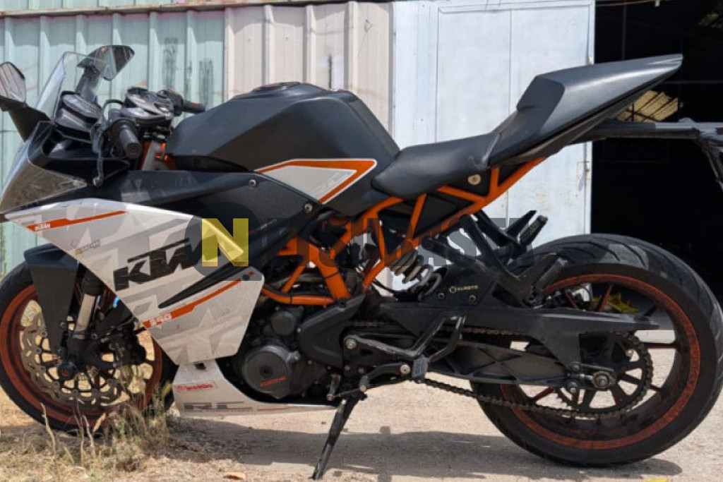 KTM RC 390 2015