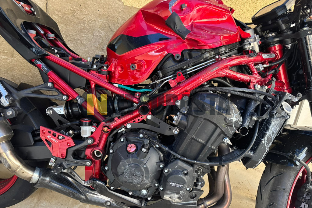 Kawasaki Z 900 2023