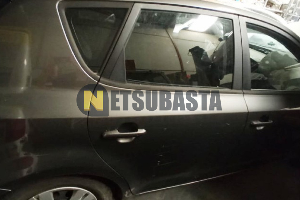 Kia ceed 1.6 CRDI 2010