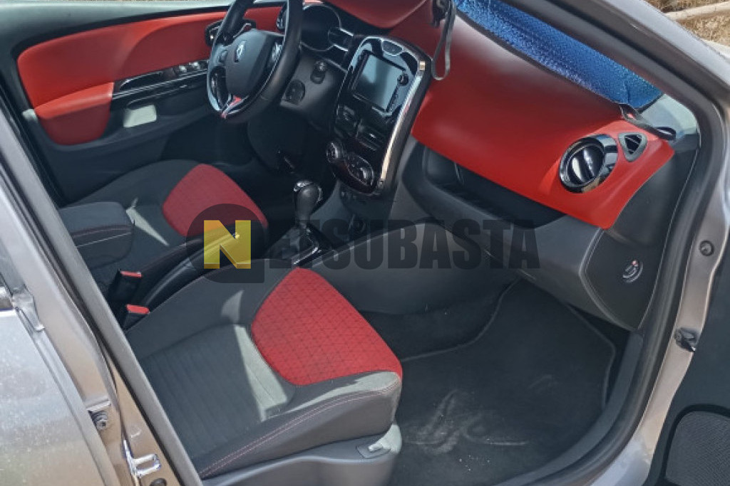 Renault Clio Sport Tourer 1.2 TCe EDC 2013
