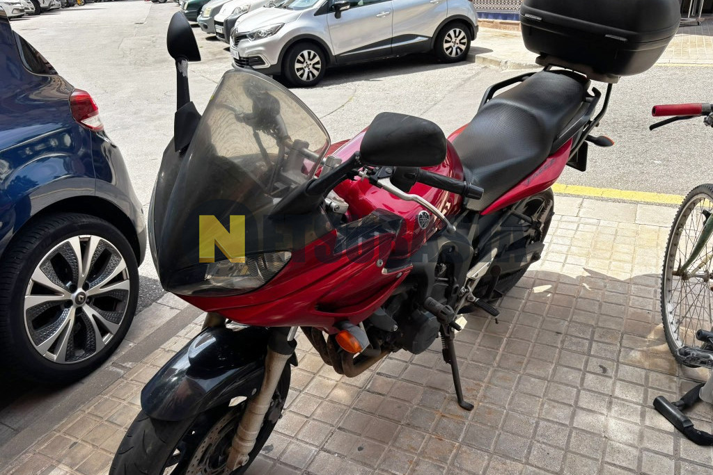 Yamaha FZS 600 Fazer 2006