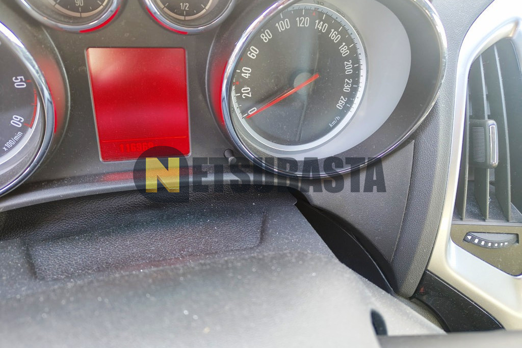 Opel Astra 1.6 CDTi 2014