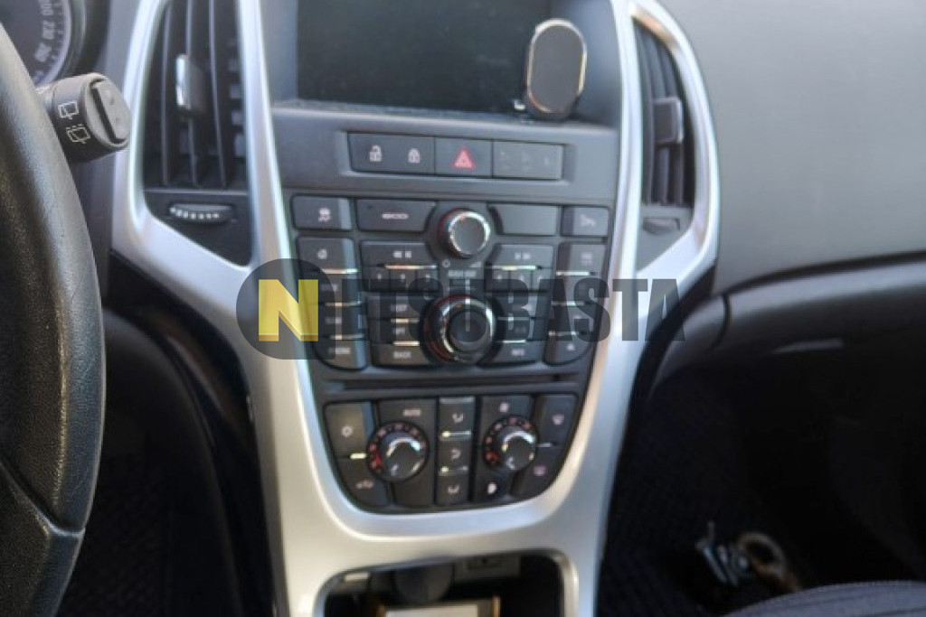 Opel Astra 1.6 CDTi 2014
