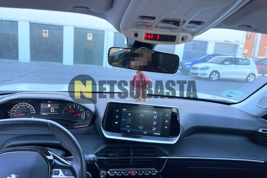 Peugeot 2008 1.2 Puretech 2020