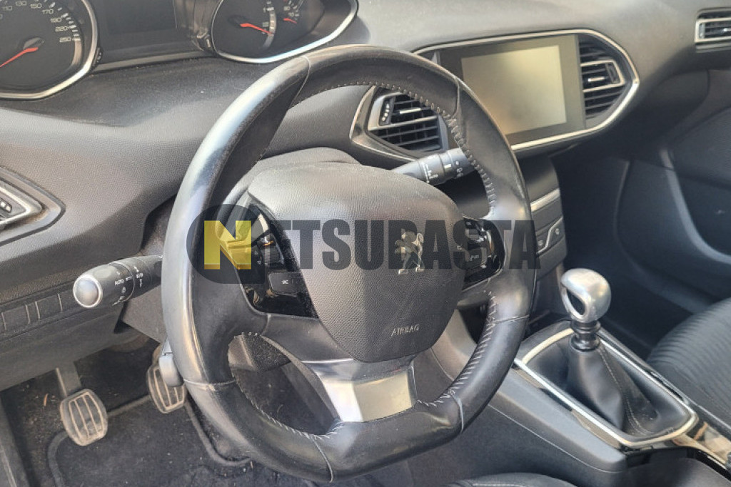 Peugeot 308 1.6 e-HDi 2014