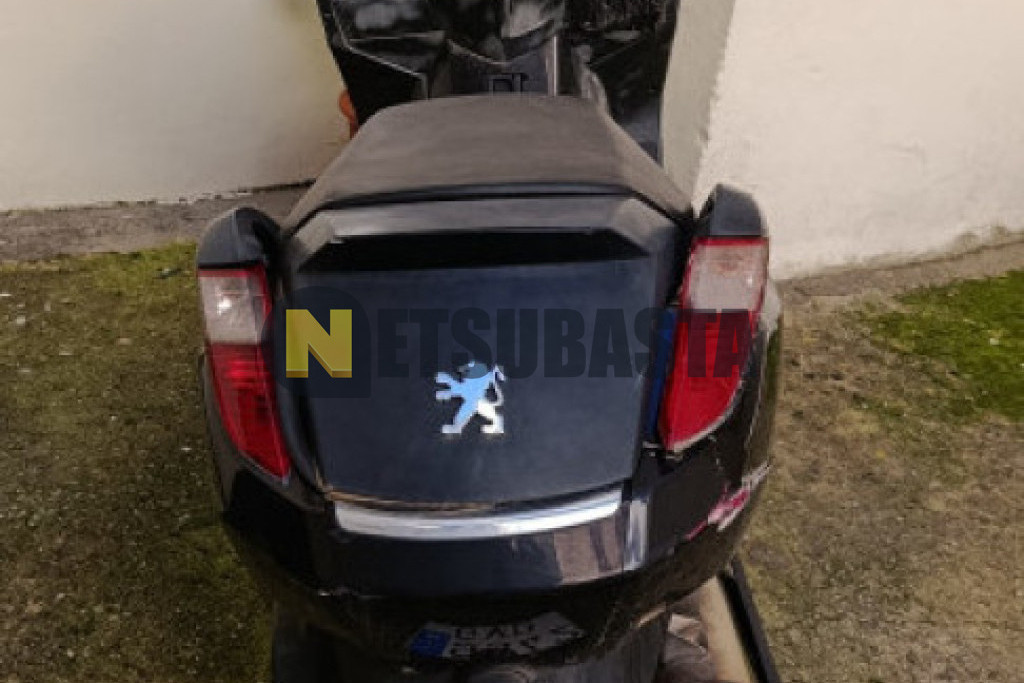 Peugeot Satelis 125 RS 2010