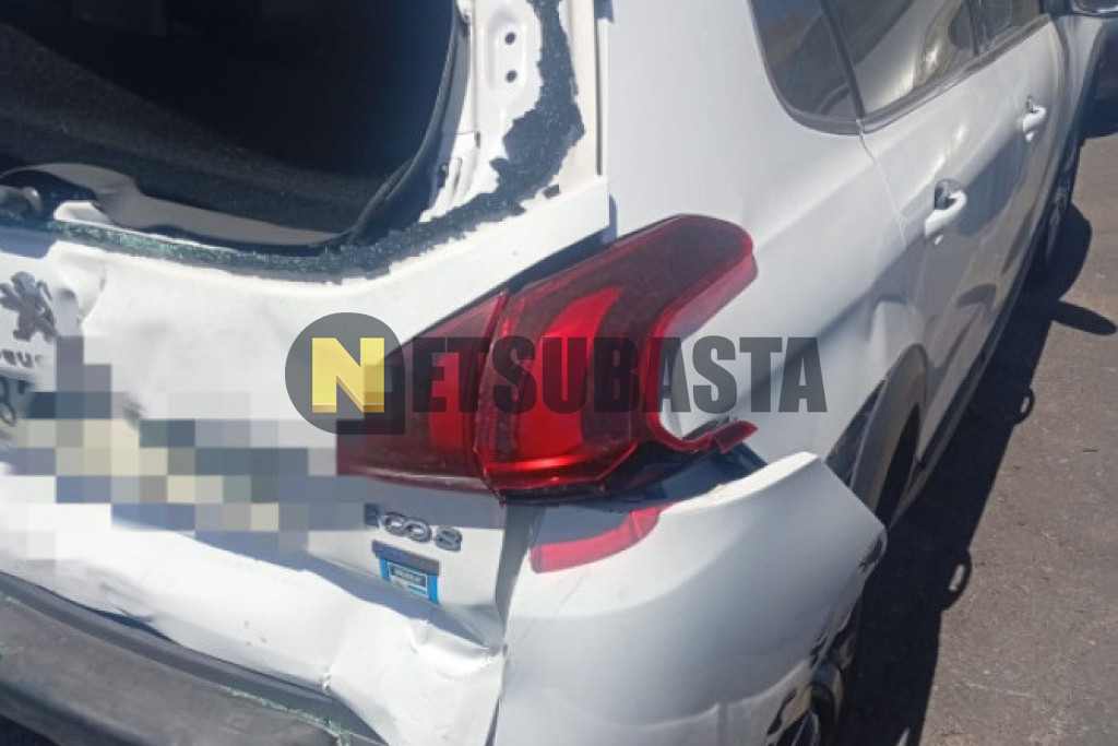 Peugeot 2008 1.2 PureTech 2016