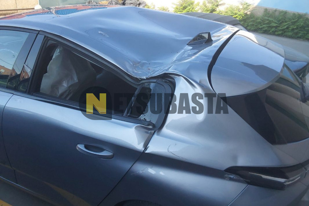 Peugeot 308 1.5 BlueHDi EAT8 2024