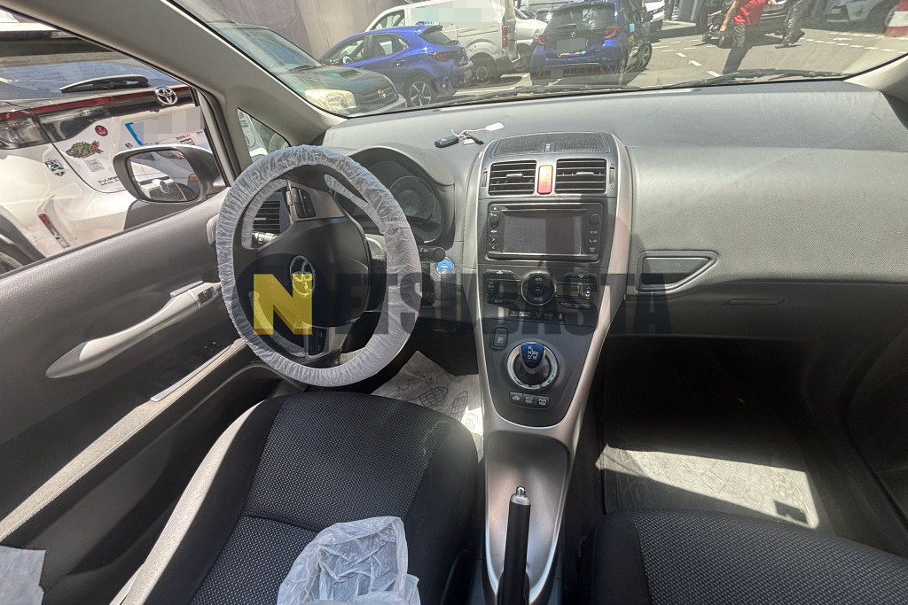Toyota Auris 1.8 Híbrido 2012