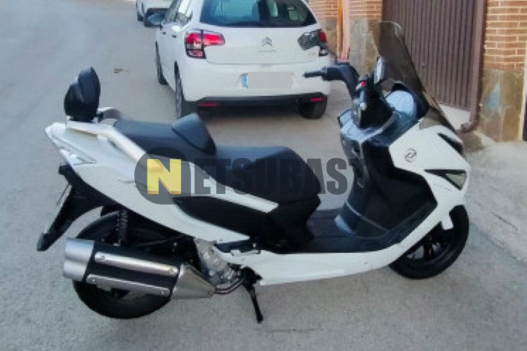 Daelim S3 125 FI 2012