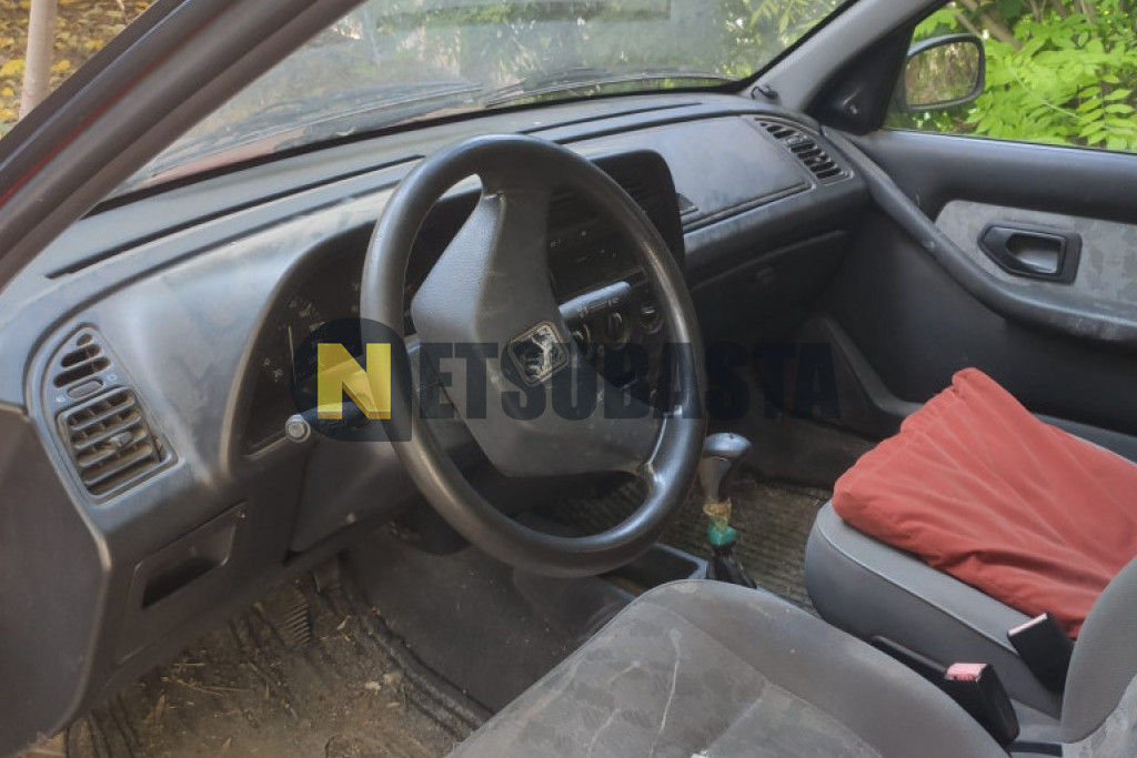 Peugeot 306 1.9 D Sedán 1995