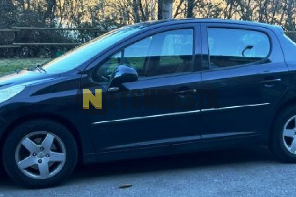 Peugeot 207 1.4 VTi 2010