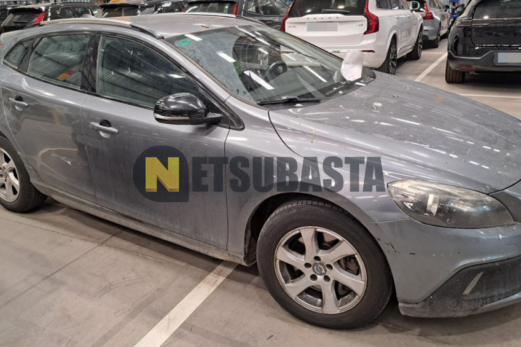Volvo V40 D3 2015