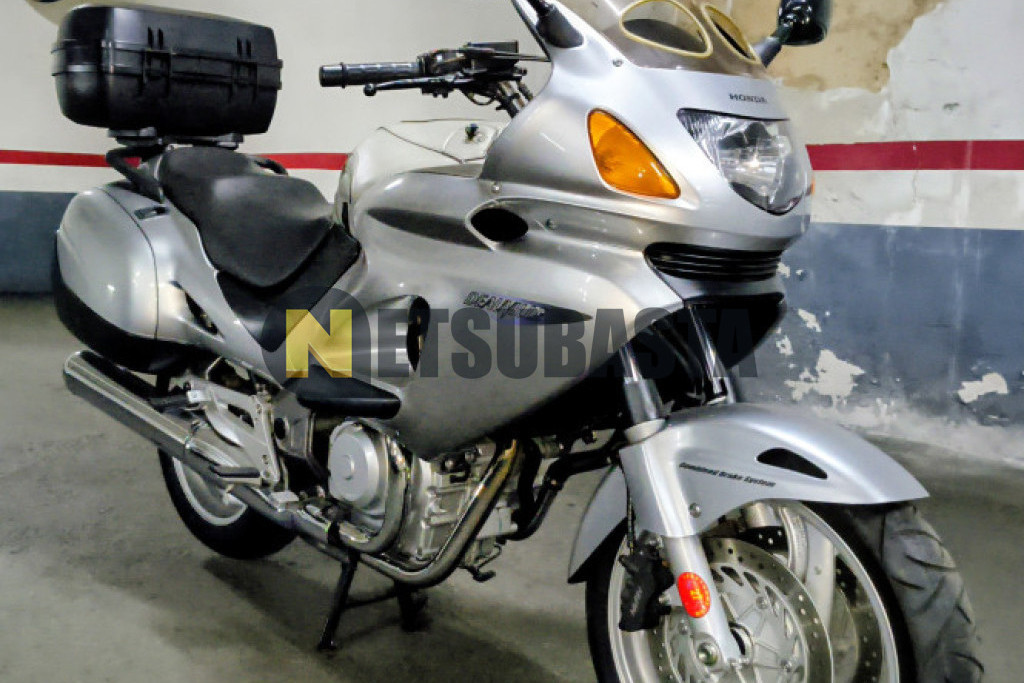 Honda NT 650 V DEAUVILLE 2005