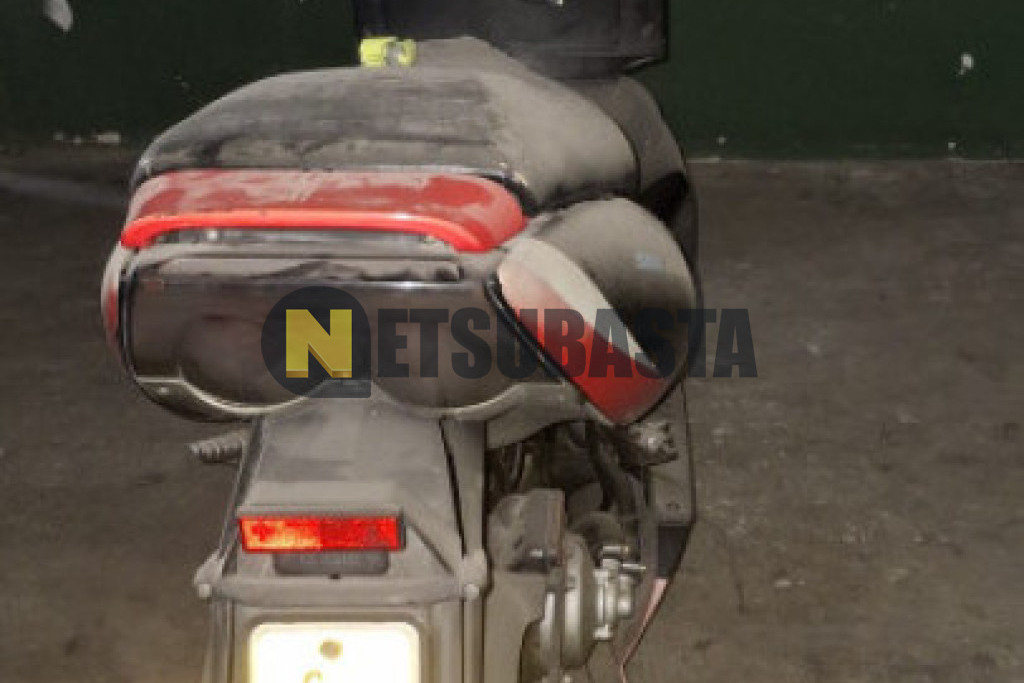 Aprilia Area 51 2001