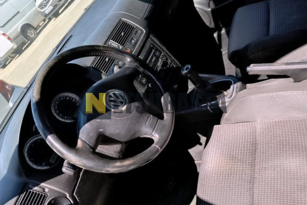 Volkswagen Golf 1.6 2003