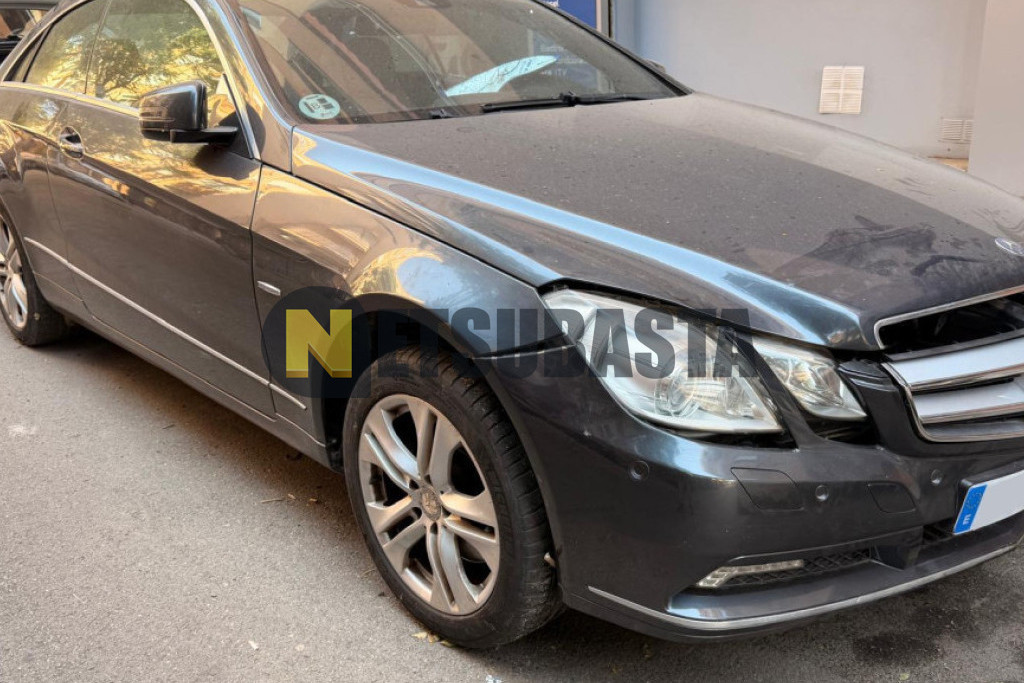 Mercedes-Benz E 350 CDI BlueEFFICIENCY Coupé 2010