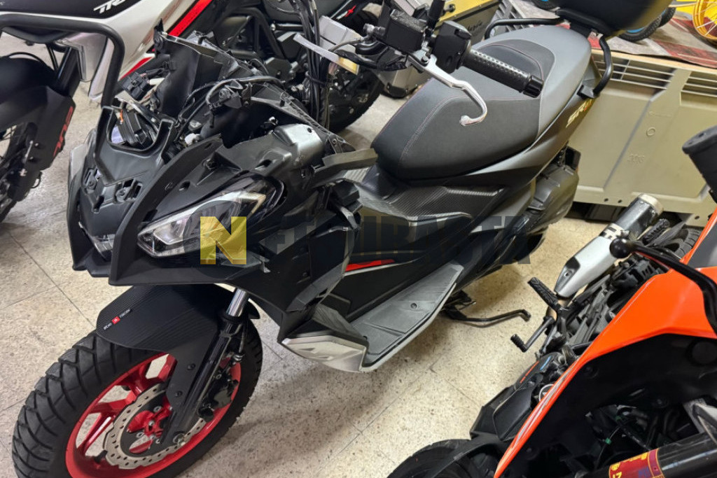 Aprilia SR GT 125 2022