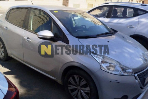 Peugeot 208 1.2 VTi Pure Tech 2013