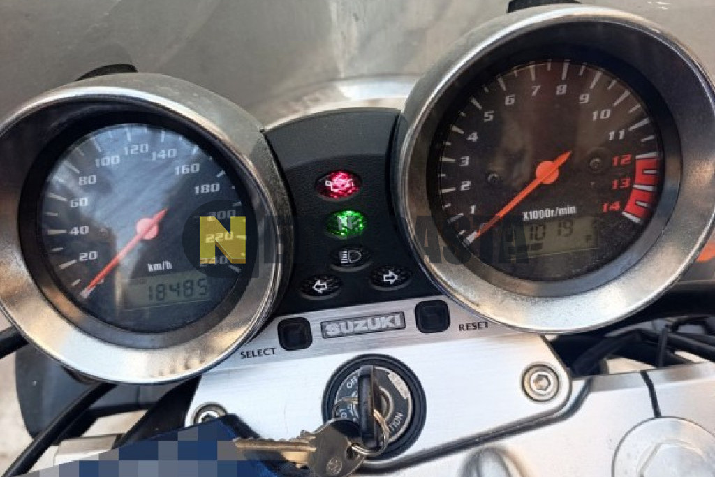 Suzuki GSF 600 2004