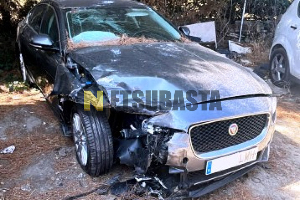 Jaguar XE 2.0 Diesel Auto 2016