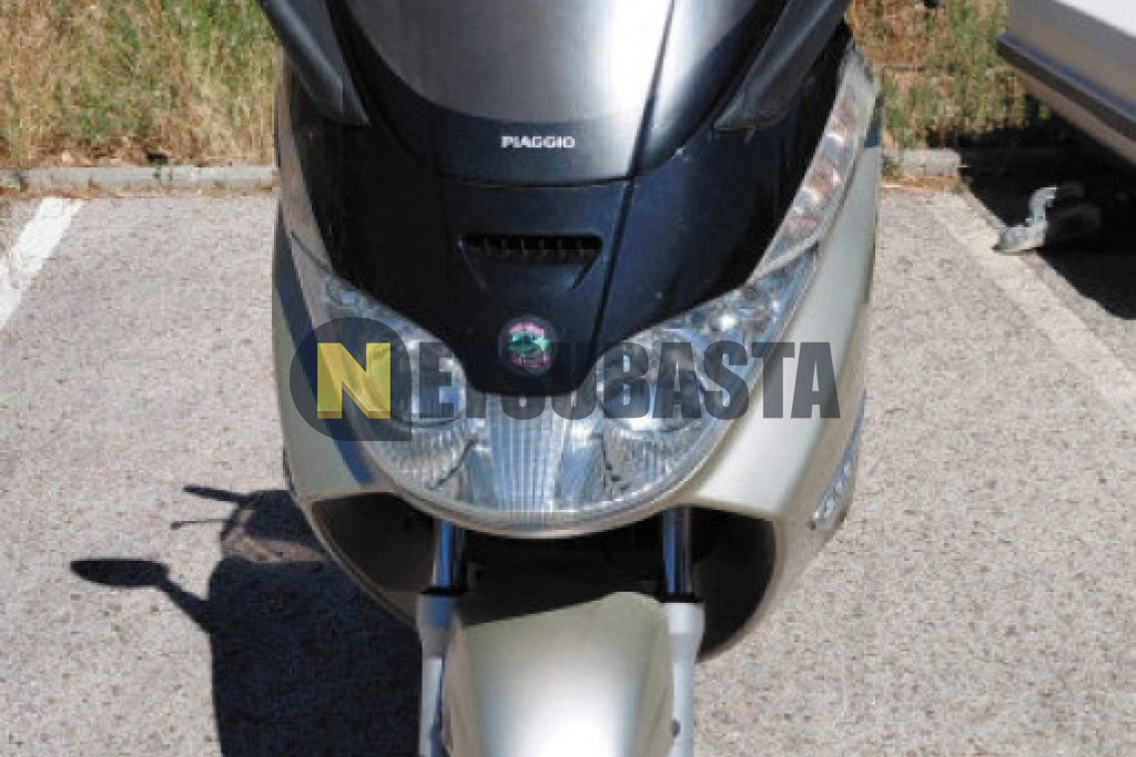 Piaggio X8 200 2004