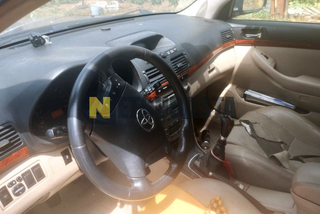 Toyota Avensis Wagon 2.2 D-4D 2006