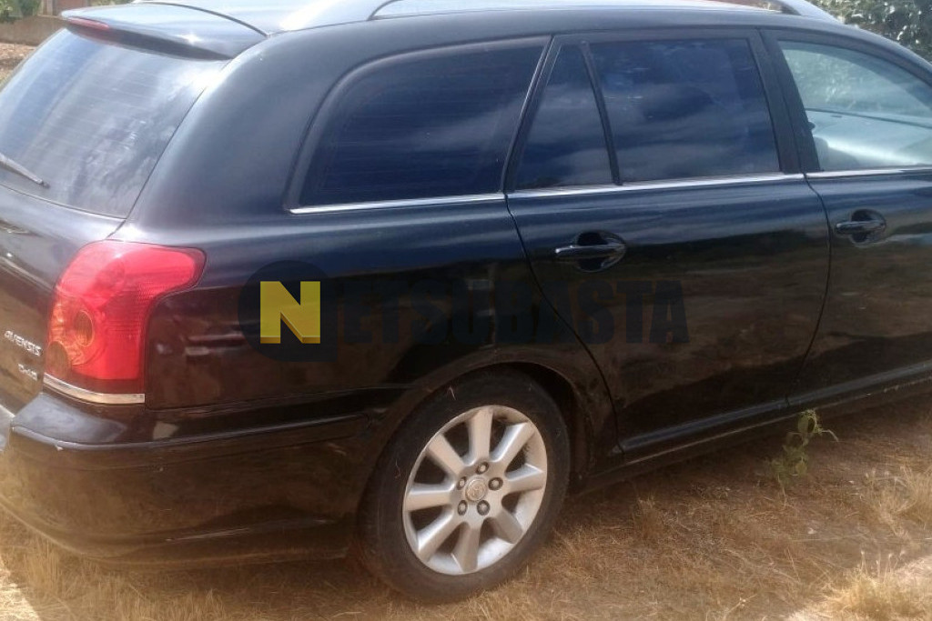 Toyota Avensis Wagon 2.2 D-4D 2006