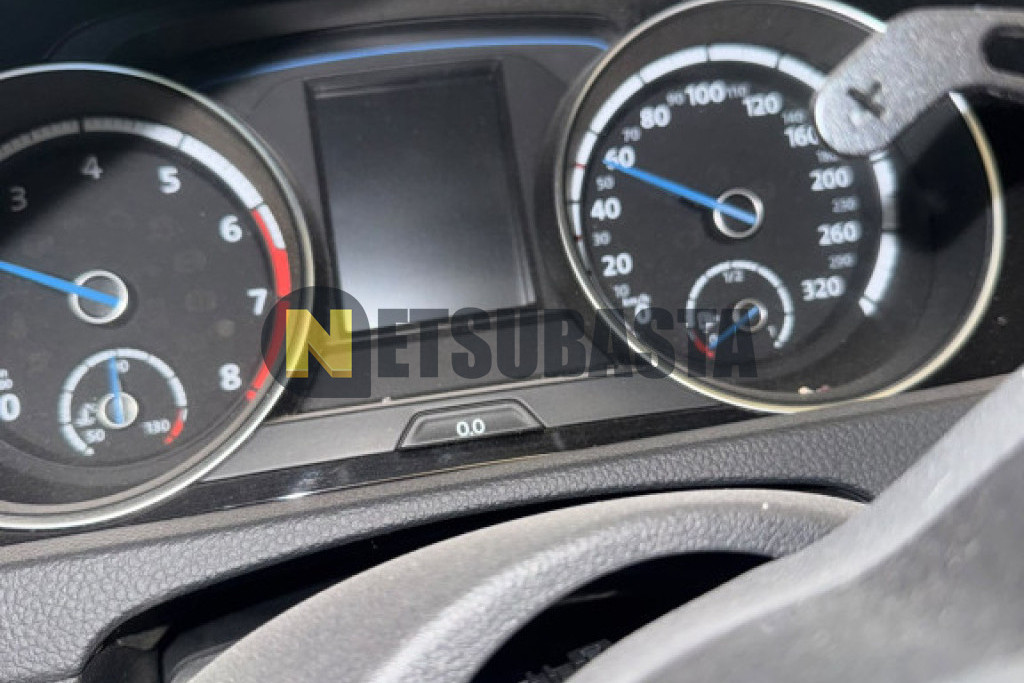 Volkswagen Golf R 2.0 TSI BMT DSG 6 vel. 2016
