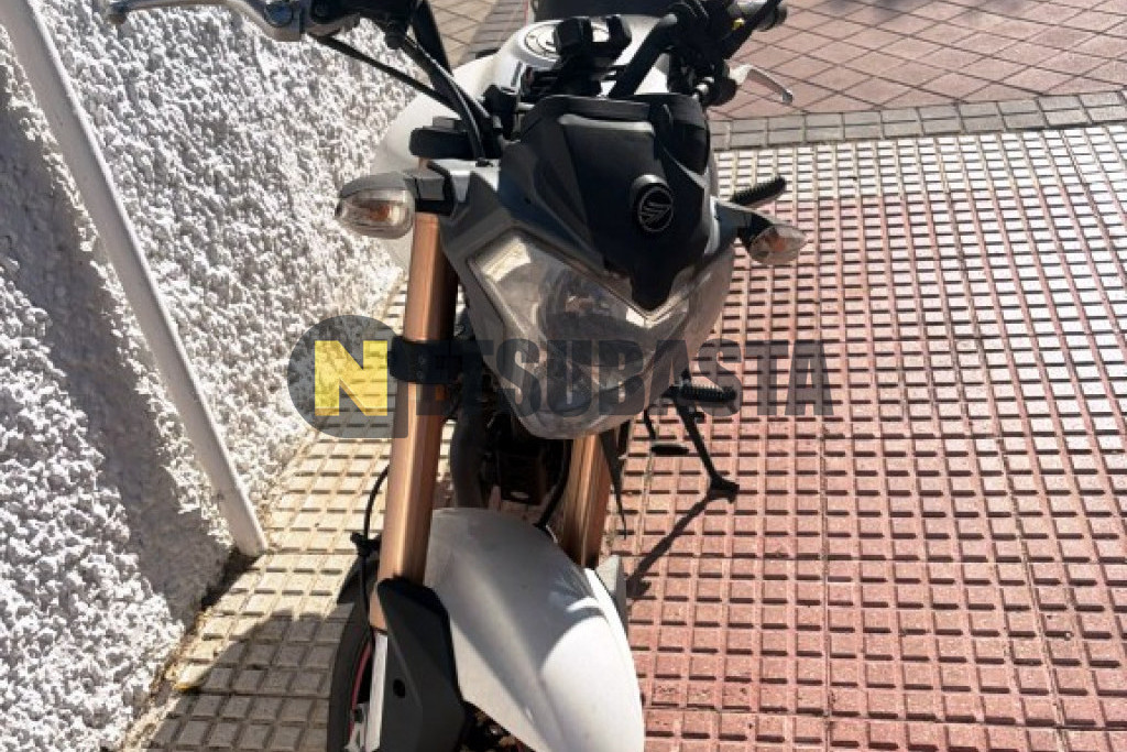 Keeway RKV 125 2015