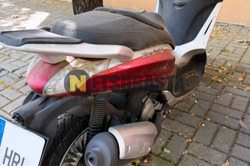Piaggio Beverly 125 ie 2013