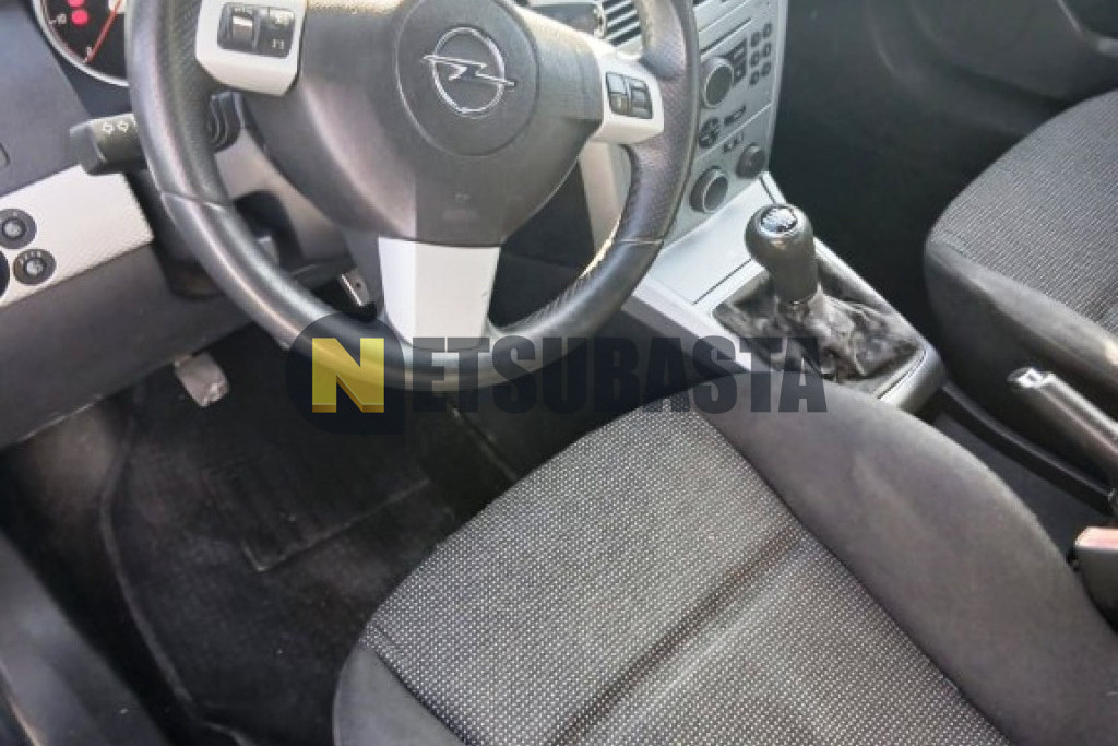 Opel Astra GTC 1.9 CDTi 2006