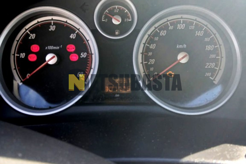 Opel Astra GTC 1.9 CDTi 2006