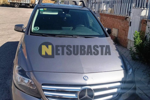 Mercedes-Benz B 180 CDI BlueEFFICIENCY 2012