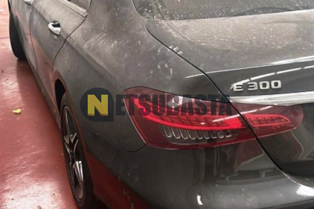 Mercedes-Benz E 300 2023