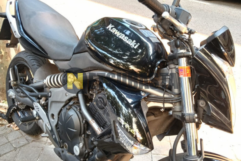 Kawasaki ER 6N 2011